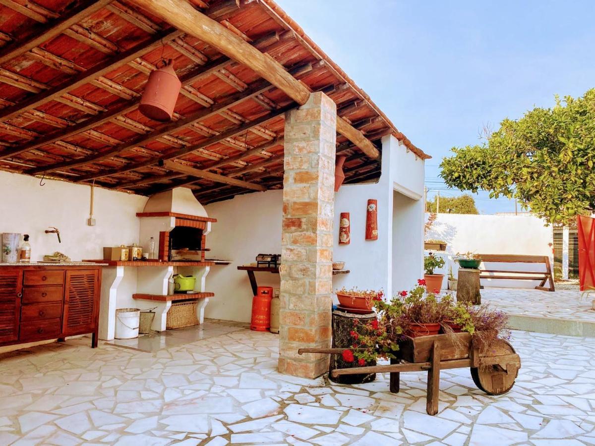 Moita Cottage Exterior photo